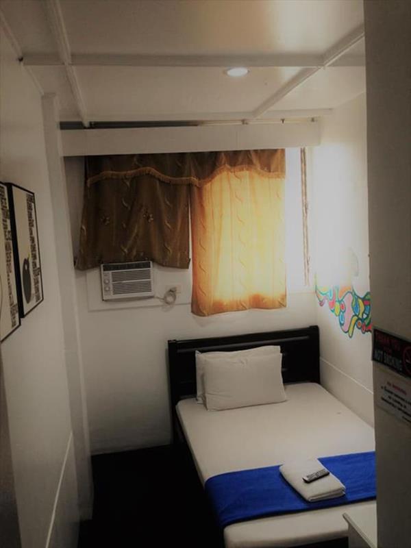 Dormitels.Ph Ust Hotel Manila Bagian luar foto
